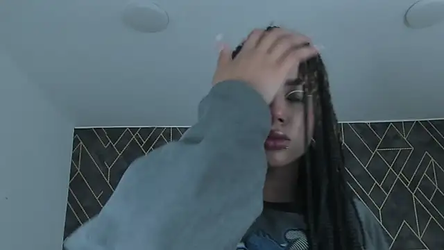 tamara_walter Adlı Modelin Canlı XXX Sohbeti