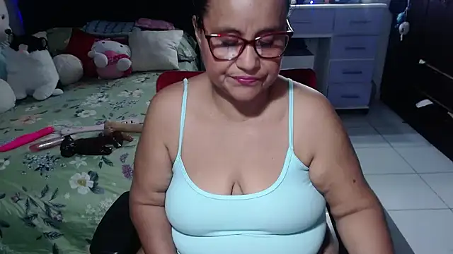 แชท XXX สดของ pervert_mommy_