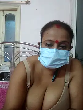 Barna_Love Adlı Modelin Canlı XXX Sohbeti