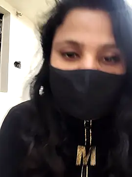 Show modela Sweet-kajal7 na web-kameri