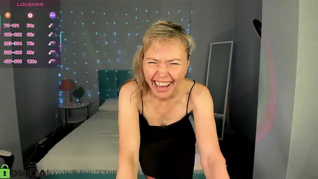 แชท XXX สดของ Carla_Vogue