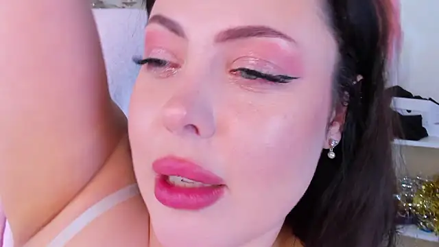 AlbaLimory Adlı Modelin Canlı XXX Sohbeti