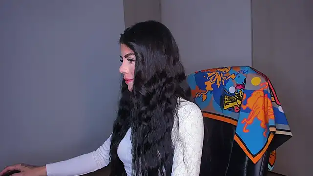 Онлайн чат XXX Lisegg_