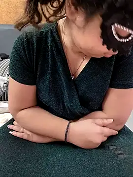 Iampriyaaa15 Live XXX-chat