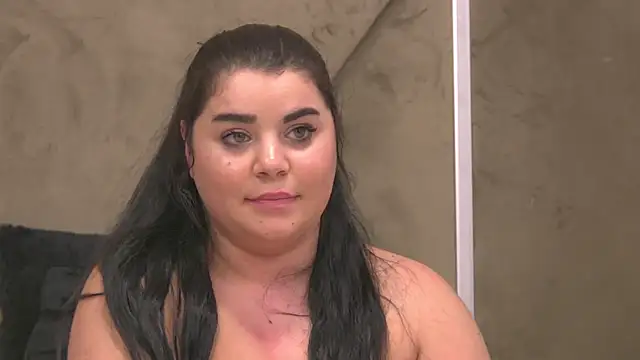 Chatroom XXX en direct de BustyMadison