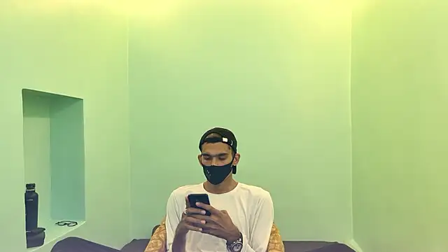 zihan777 网络视讯表演