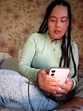 bellapaty Adlı Modelin Canlı XXX Sohbeti