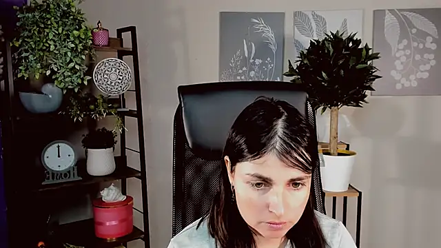 MartaEdams 现场XXX聊天