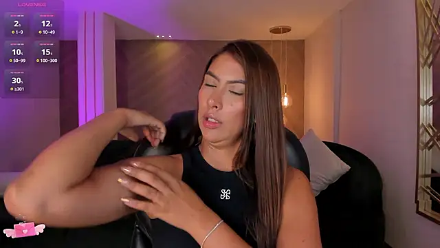 ArianaDumont élő XXX-chatje