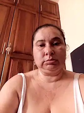 marianismith: онлайн-секс-чат