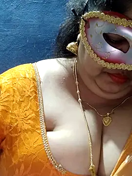 tamilthanushri: онлайн-секс-чат