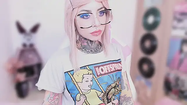 NikkiRamone 现场XXX聊天