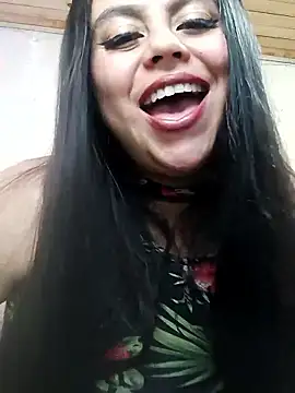 celeste_hotty: онлайн-секс-чат