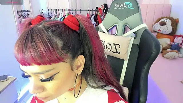 zoesullivan élő XXX-chatje