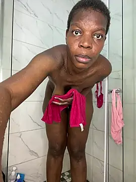 Cocowett élő XXX-chatje