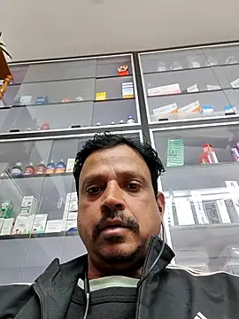 Raj1043 webkamerás műsora