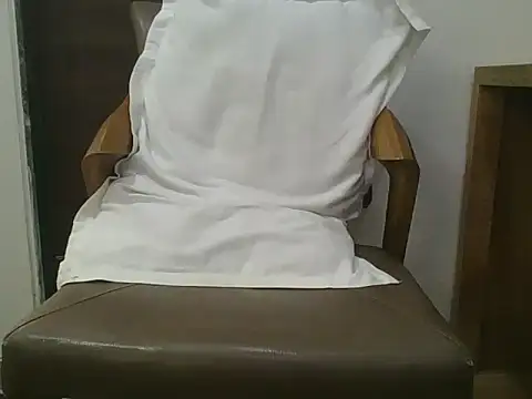 WildBadDadn Live XXX chat