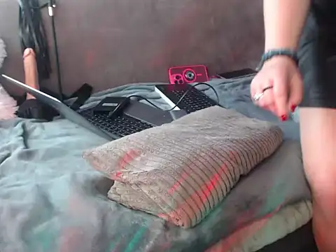 GoddessMonicaAngels élő XXX-chatje