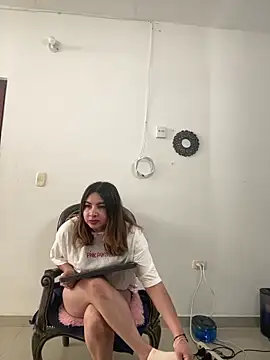 __Emma__11__Lecat_'s Live XXX Chat