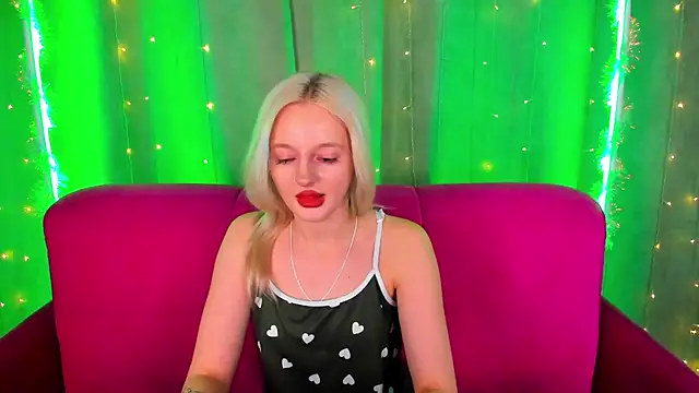 AlessaKiss' Live XXX Chat