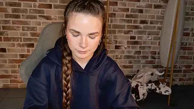 May_Bloom élő XXX-chatje