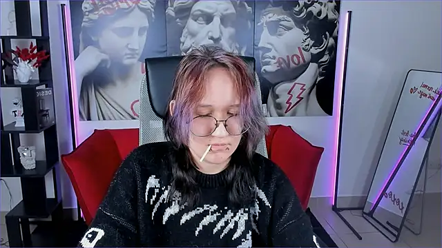 Sylvia_Reed's Live XXX Chat