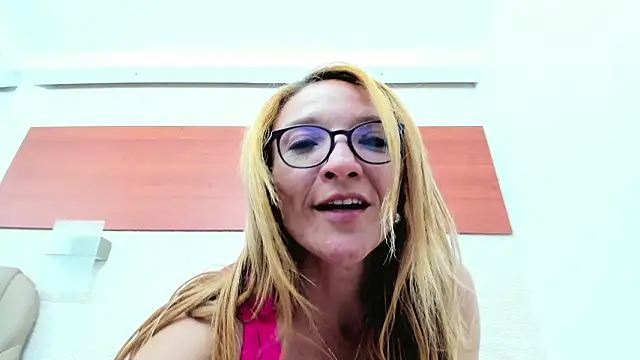 Chatroom XXX en direct de maddy_cartter