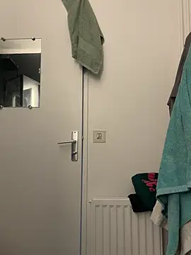 frenchpeds webkamerás műsora