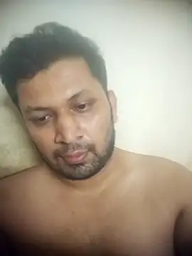 Chat XXX en directo de Pravin9562