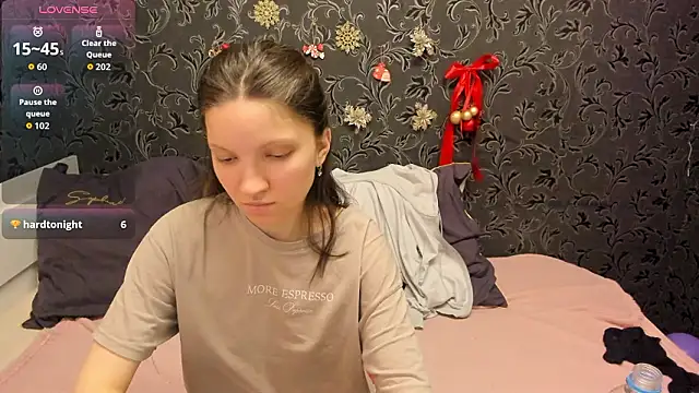 Chatroom XXX en direct de MelaniGrand