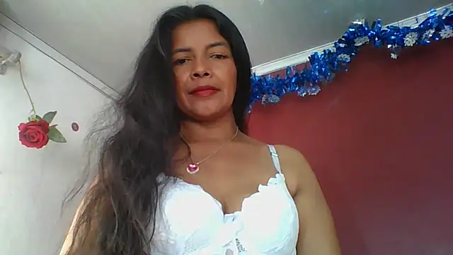 Chatroom XXX en direct de DianaOchoa_