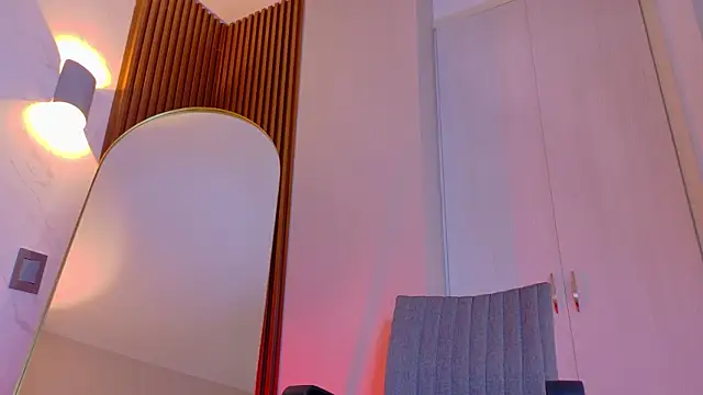 Mia_Cullen élő XXX-chatje