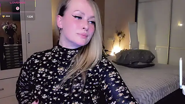 Chat +18 de Libby_Nora ao vivo