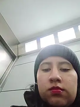 Chatroom XXX en direct de Megan_hotwife_