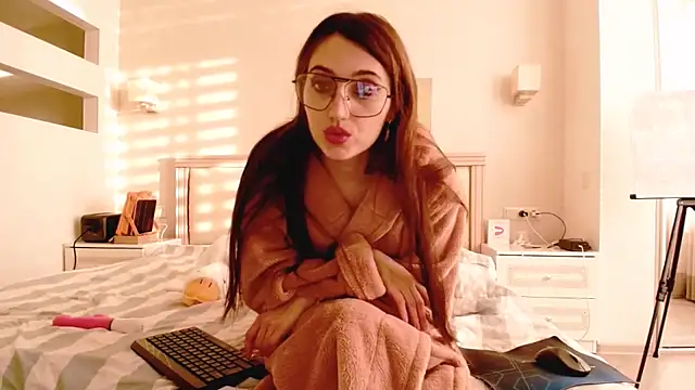 Iren 现场XXX聊天