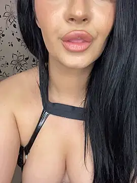 Chatroom XXX en direct de KarraJason