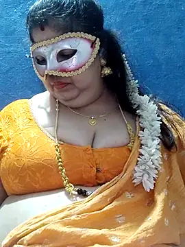 tamilthanushri's Live XXX Chat