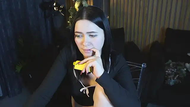 MargaritaGrey Adlı Modelin Canlı XXX Sohbeti