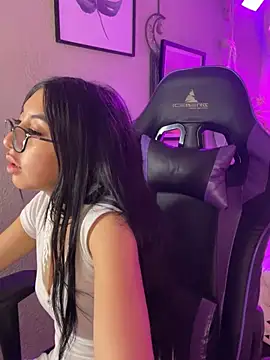 Natsrose's Live XXX Chat