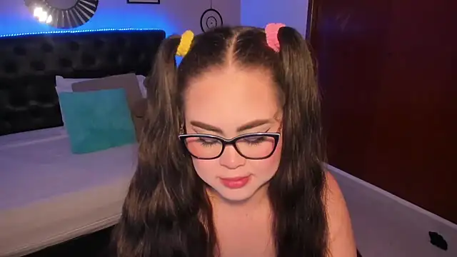 Chatroom XXX en direct de LolaVillalobos