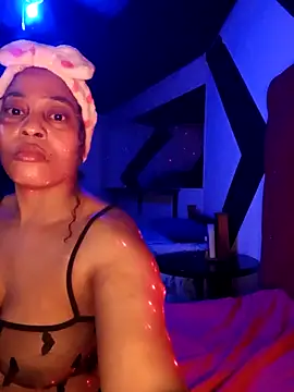 Chatroom XXX en direct de CHLOMA