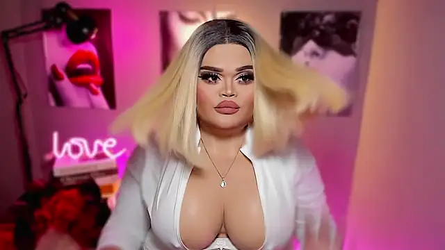 BelindaLove Live XXX-chat