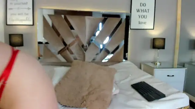 Chatroom XXX en direct de cellestehot