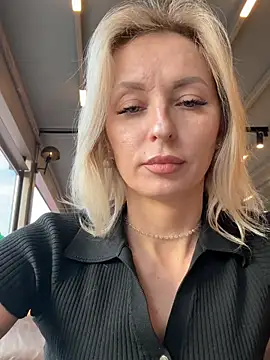 VikaBunny1 现场XXX聊天