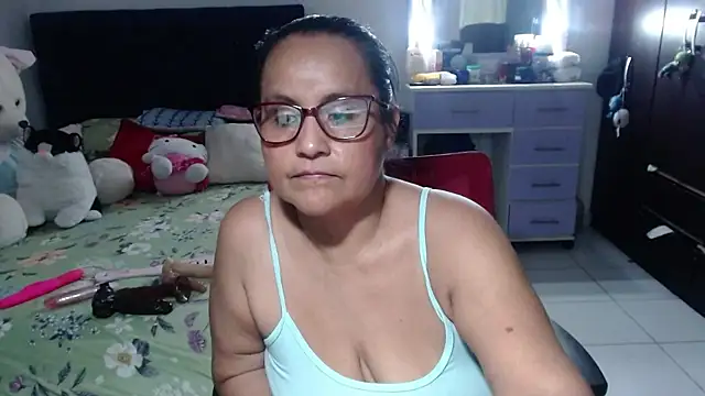 pervert_mommy_'s Live XXX Chat