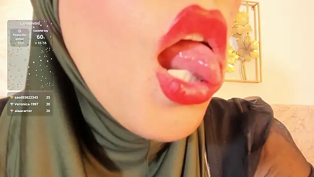 Chatroom XXX en direct de hanajameela