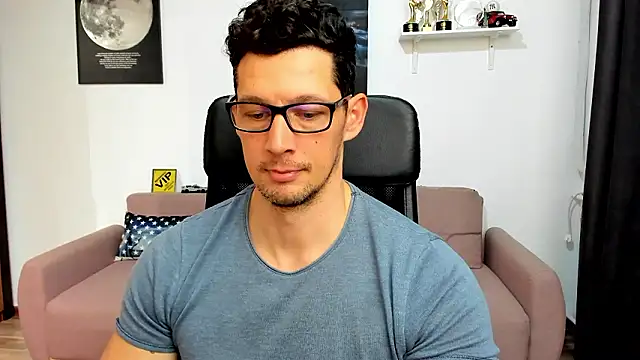 BrutusK08 Chat XXX live