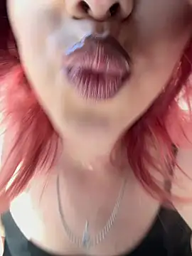 RiriRoseeyのライブXXXチャット