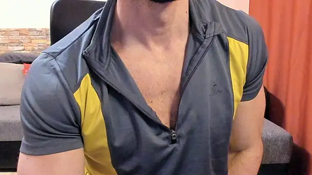 HotHunkTrainer Chat XXX live