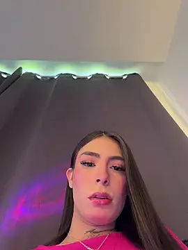 Camistar18 élő XXX-chatje